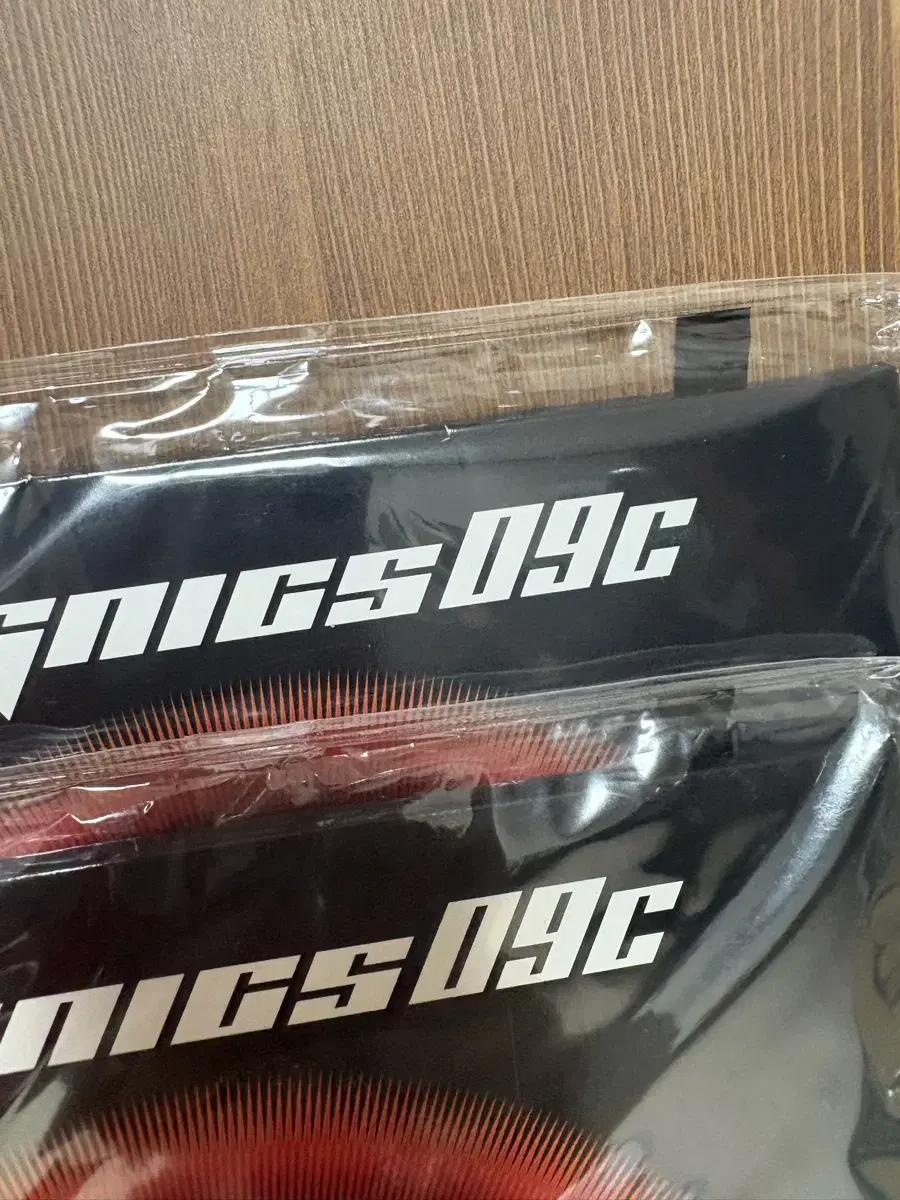 I sell two new Butterfly Dignics 09c black sheets.