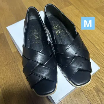 미사용 새상품 스튜디오 클립 샌들 여성용 M