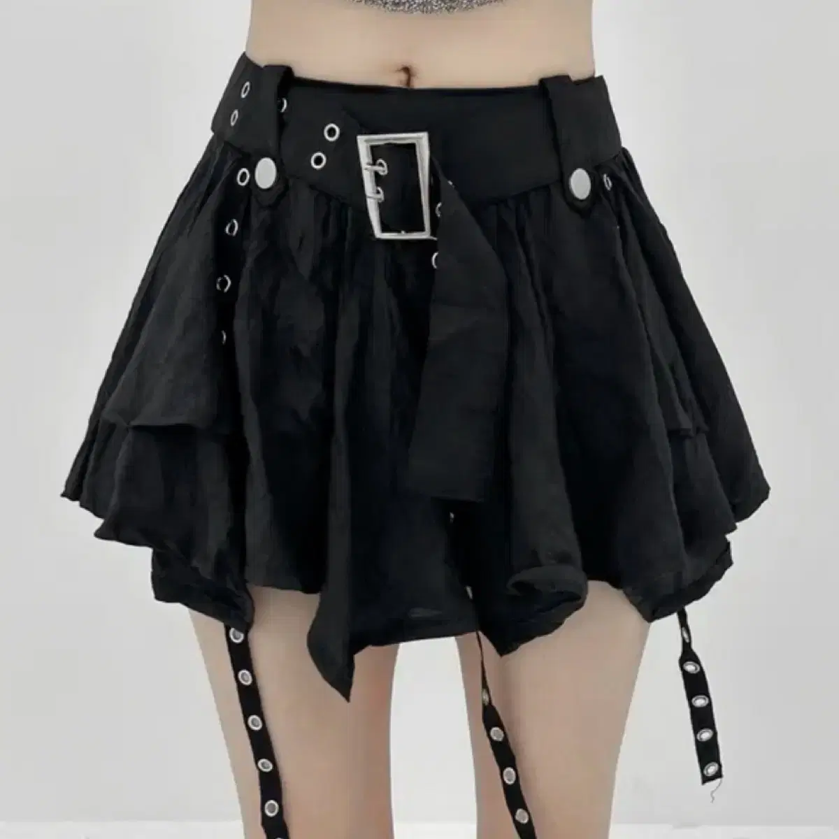 에이블리 히피 펀칭 아일렛 벨트 프릴 스커트