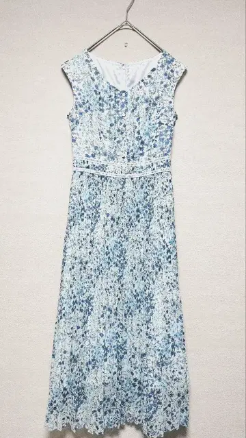 새상품급 Rirandture 사다리 레이스 장식 슬리브리스 롱 원피스 1