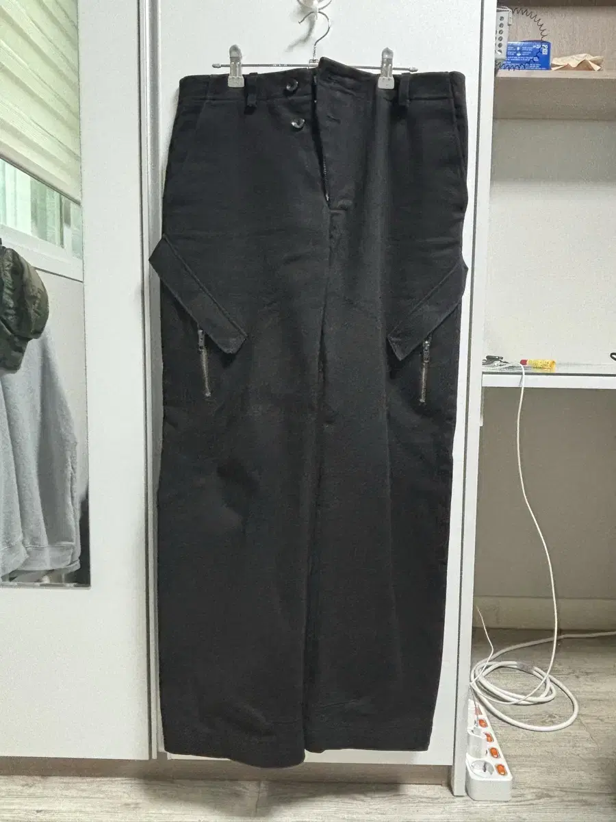 epicenter tourist cargo pants