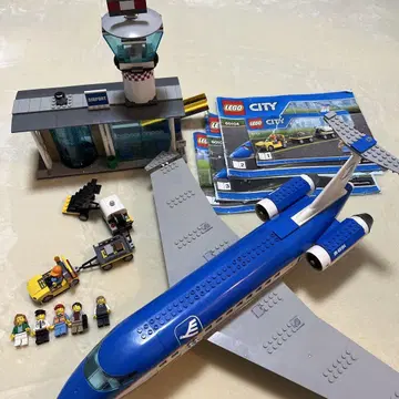 단종 레고 60104 공항 터미널과 여객기