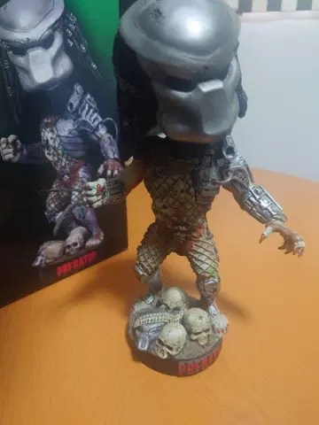 NECA 네카 프레데터 헤드 노커