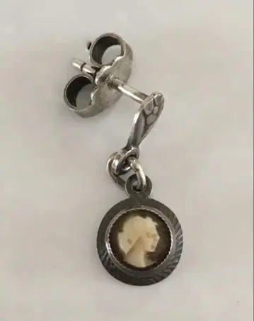 앤티크 카메오 귀걸이
