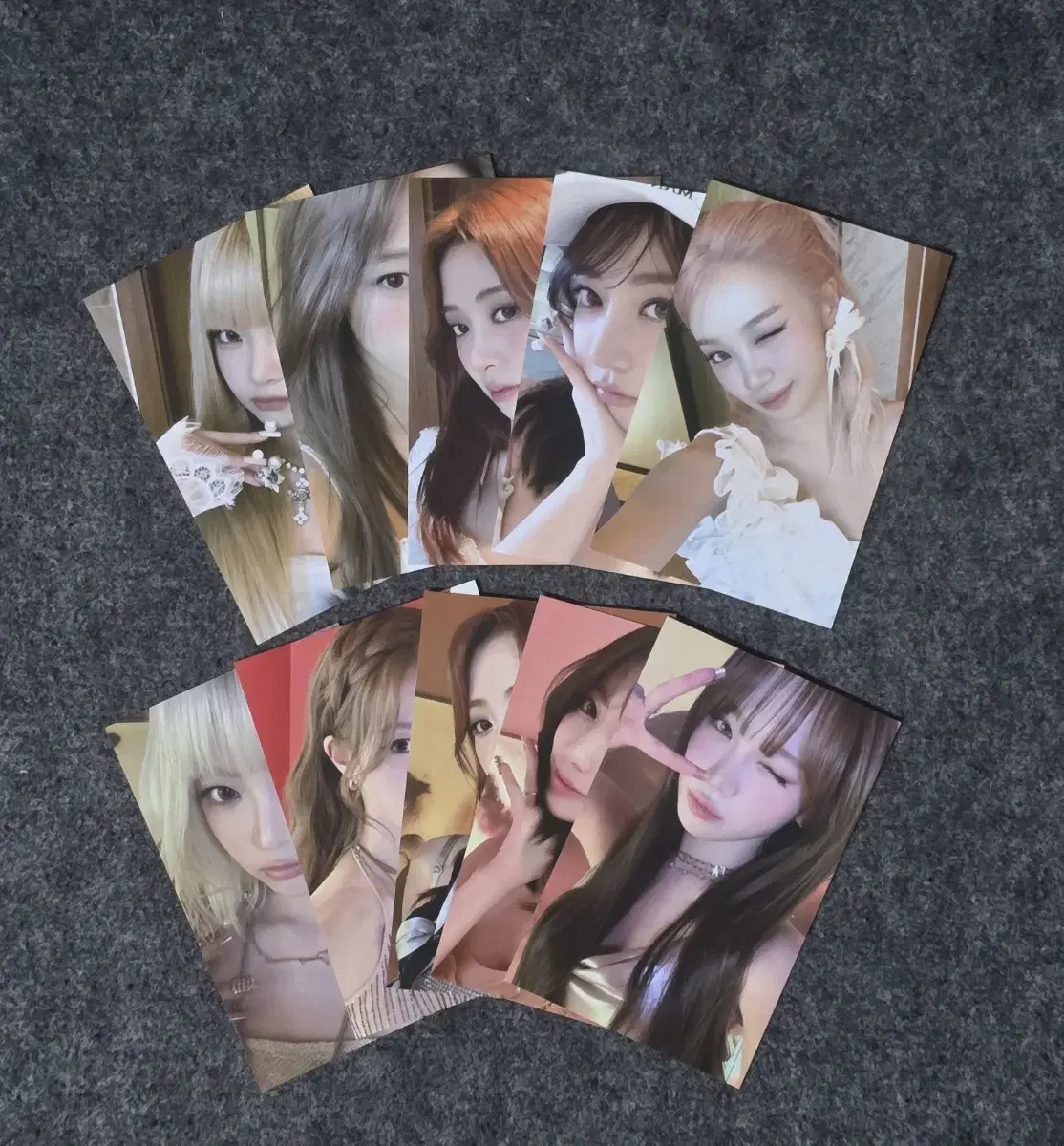 Le Sserafim HOT broadcast poca week 2 set + acrylic keyring