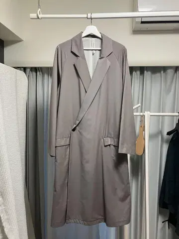 에드위나 홀 스프링 코트 끈 팬티 셋업