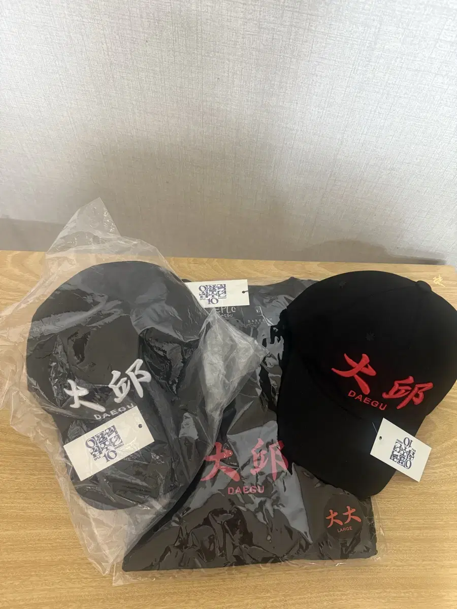 다크룸 이플릭 모자,티셔츠 3개 일괄