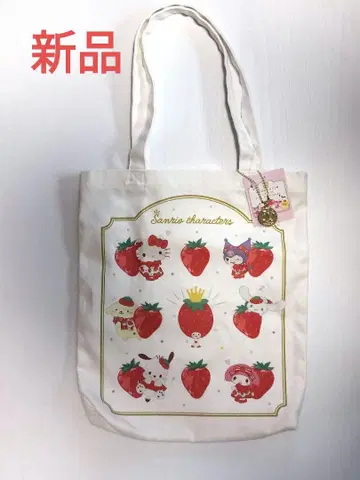 새상품 산리오 딸기 신문 50주년 토트백 헬로키티 시나모롤