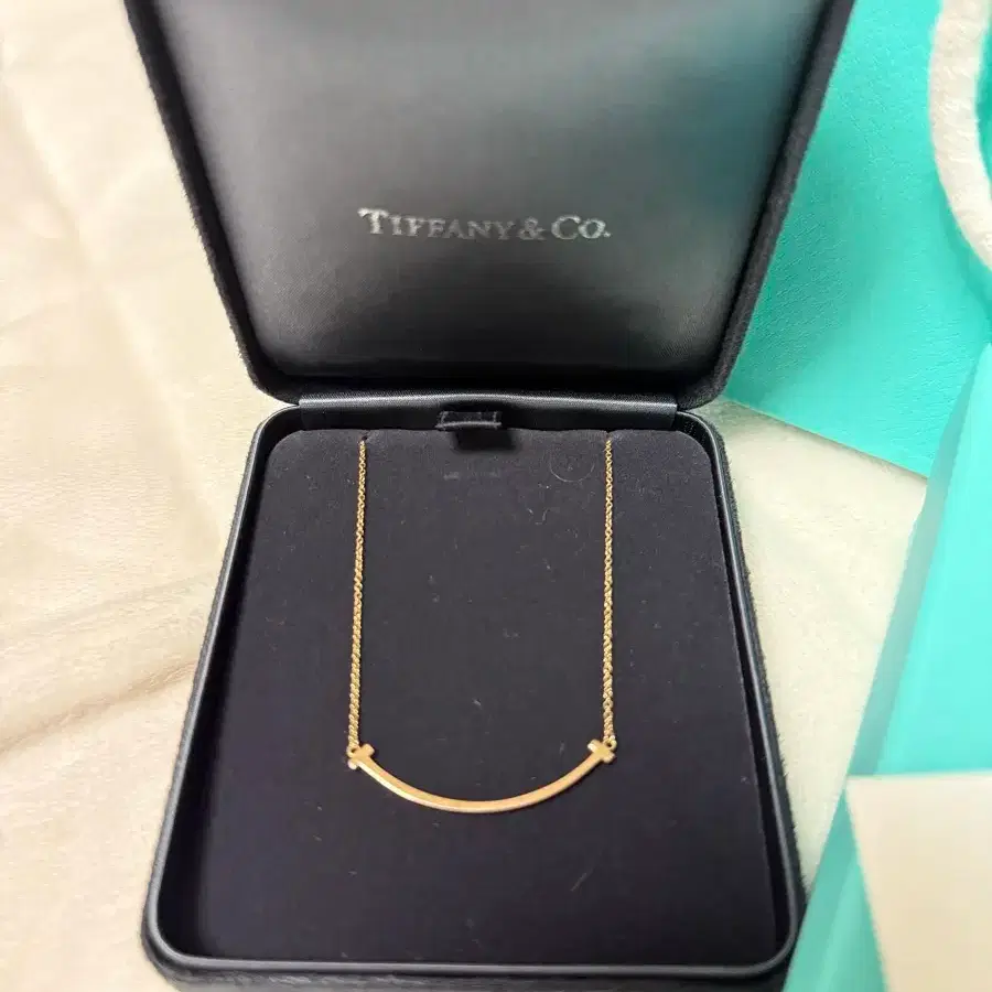 티파니앤코 스마일 목걸이 로즈골드