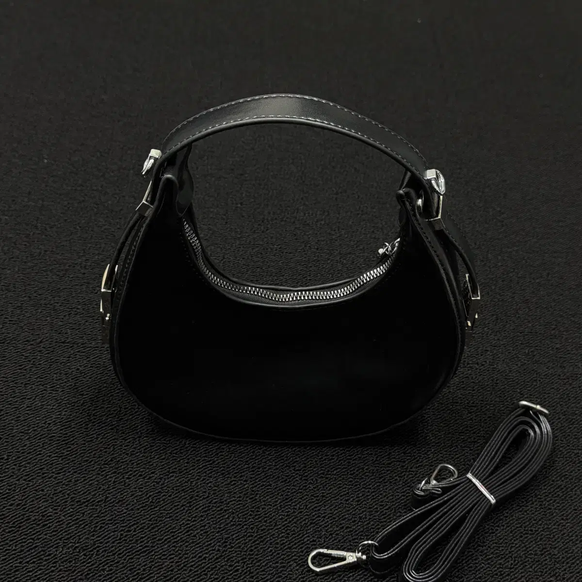 Monde de Monde Classic Button Padded Crossbody Bag Half Moon