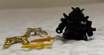 건담 마크 II 옷 갈아입기 가능 건 지우개