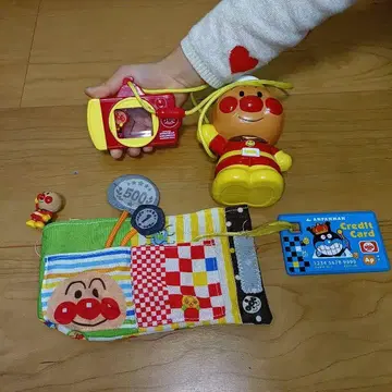 호빵맨 지갑과 카메라 세트
