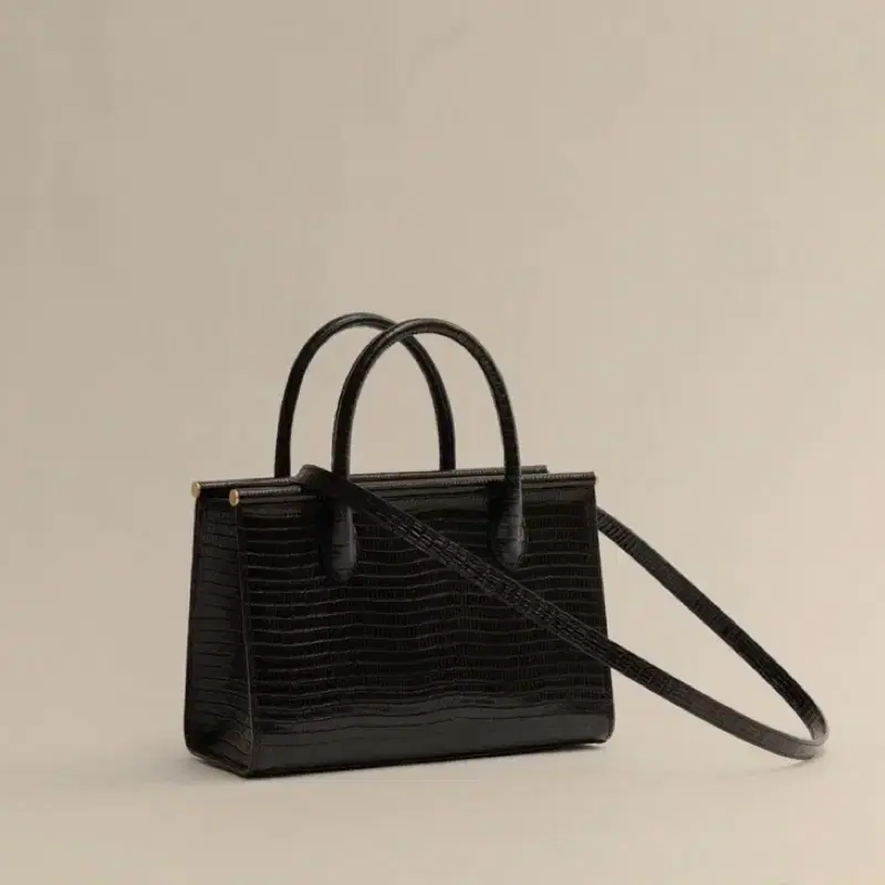 Shop 투티에미니백 on Bunjang Global Site - No more Korean