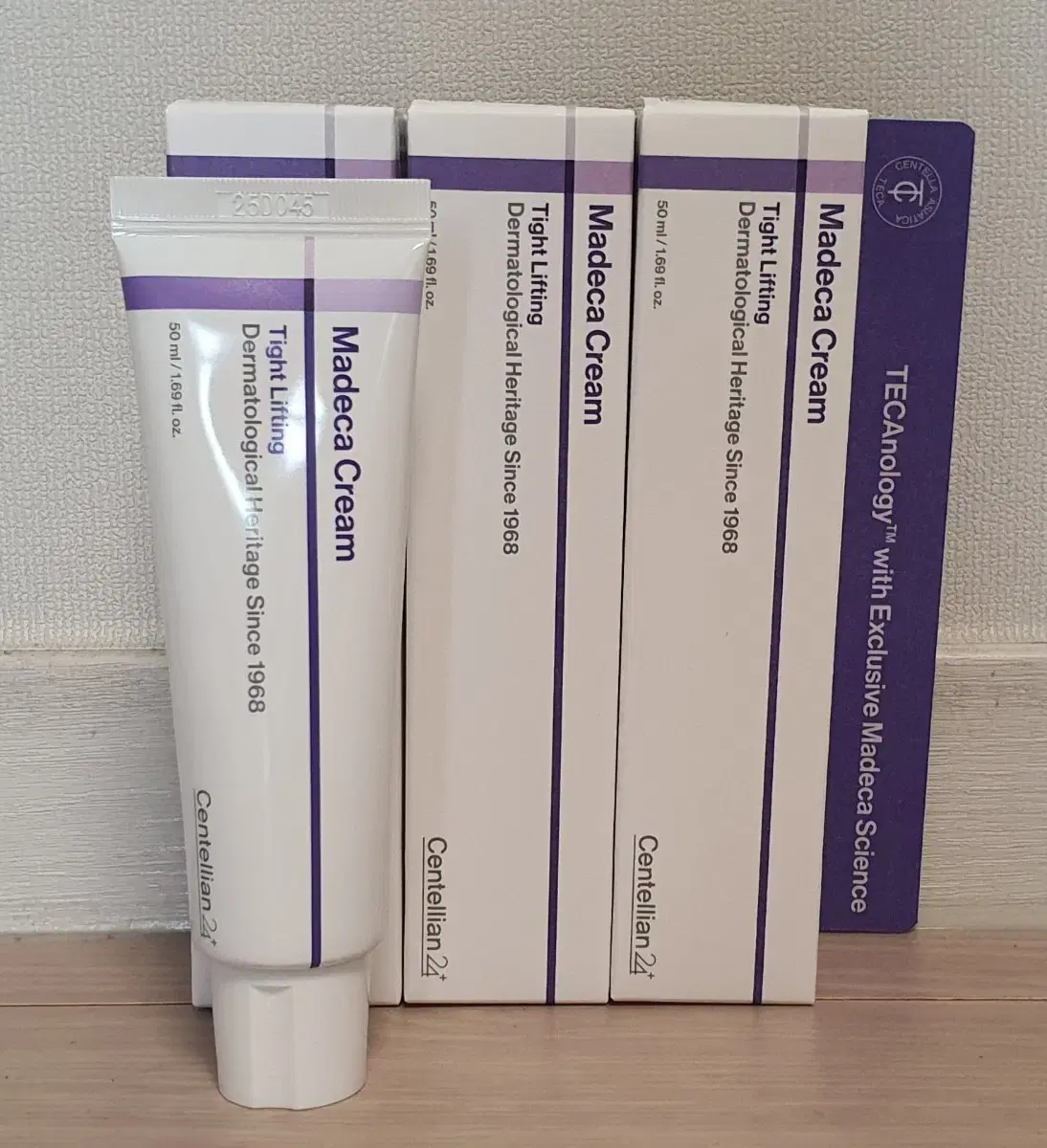 Dongkook Pharmaceutical Madeca Cream Tight Lifting, 2025 Newest