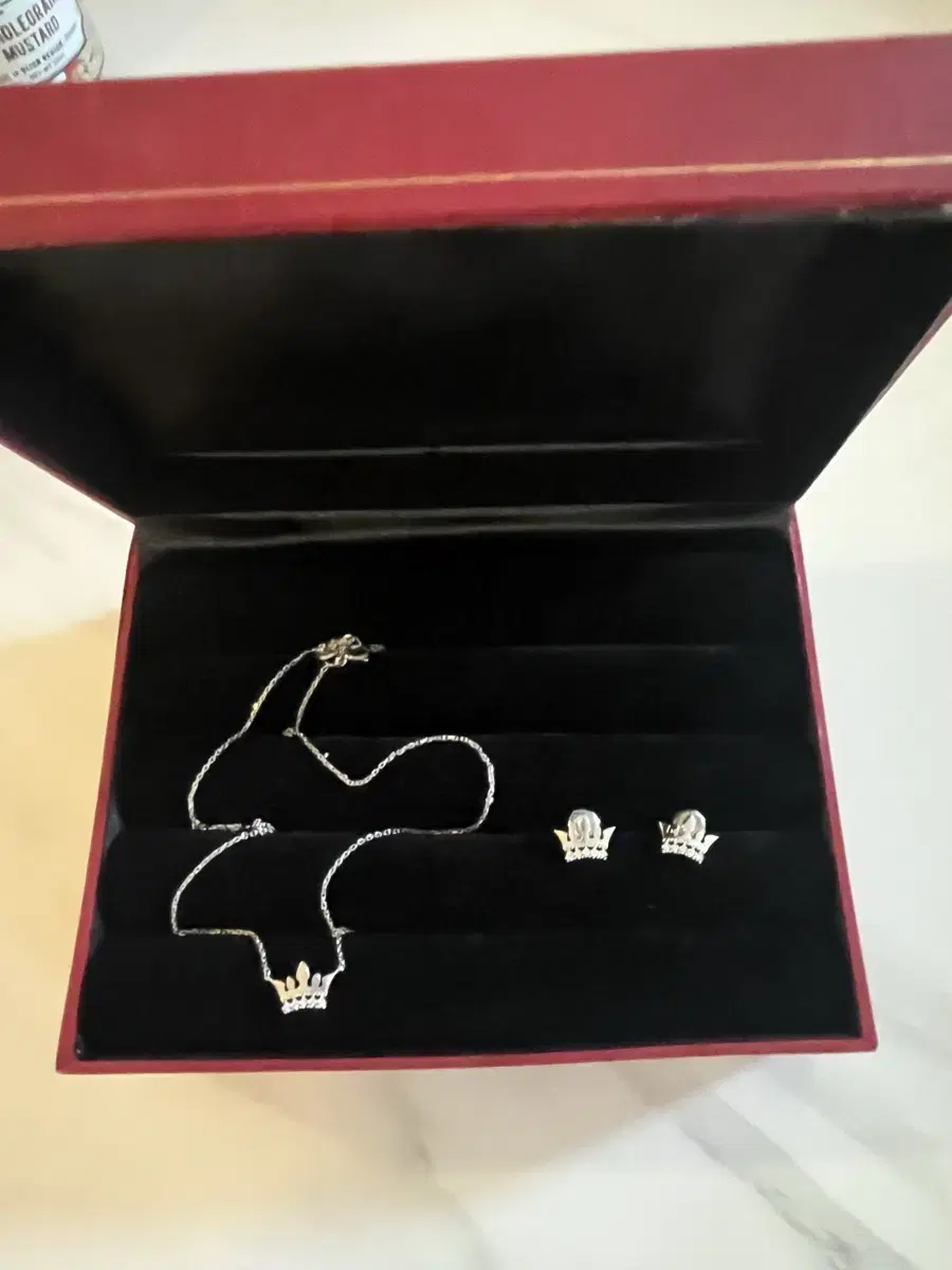 jayEtina Silver Crown