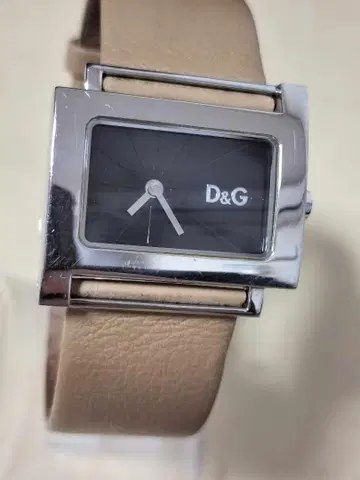 가동 제품 D&G 타임 돌체앤가바나 손목시계