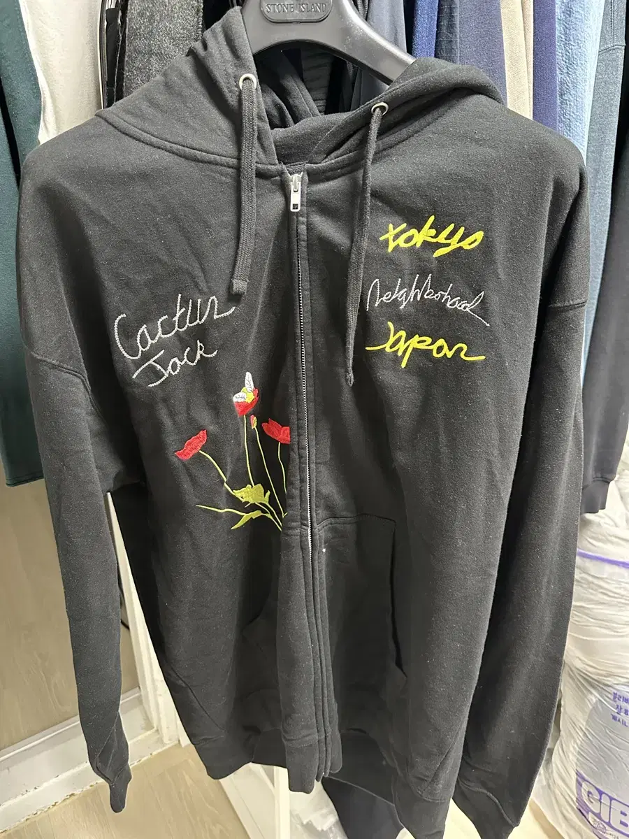 Neighborhood Travis Scott Cactus Jack XL