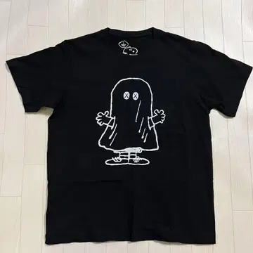 유니클로 카우스 스누피 티셔츠 콜라보 KAWS 피넛