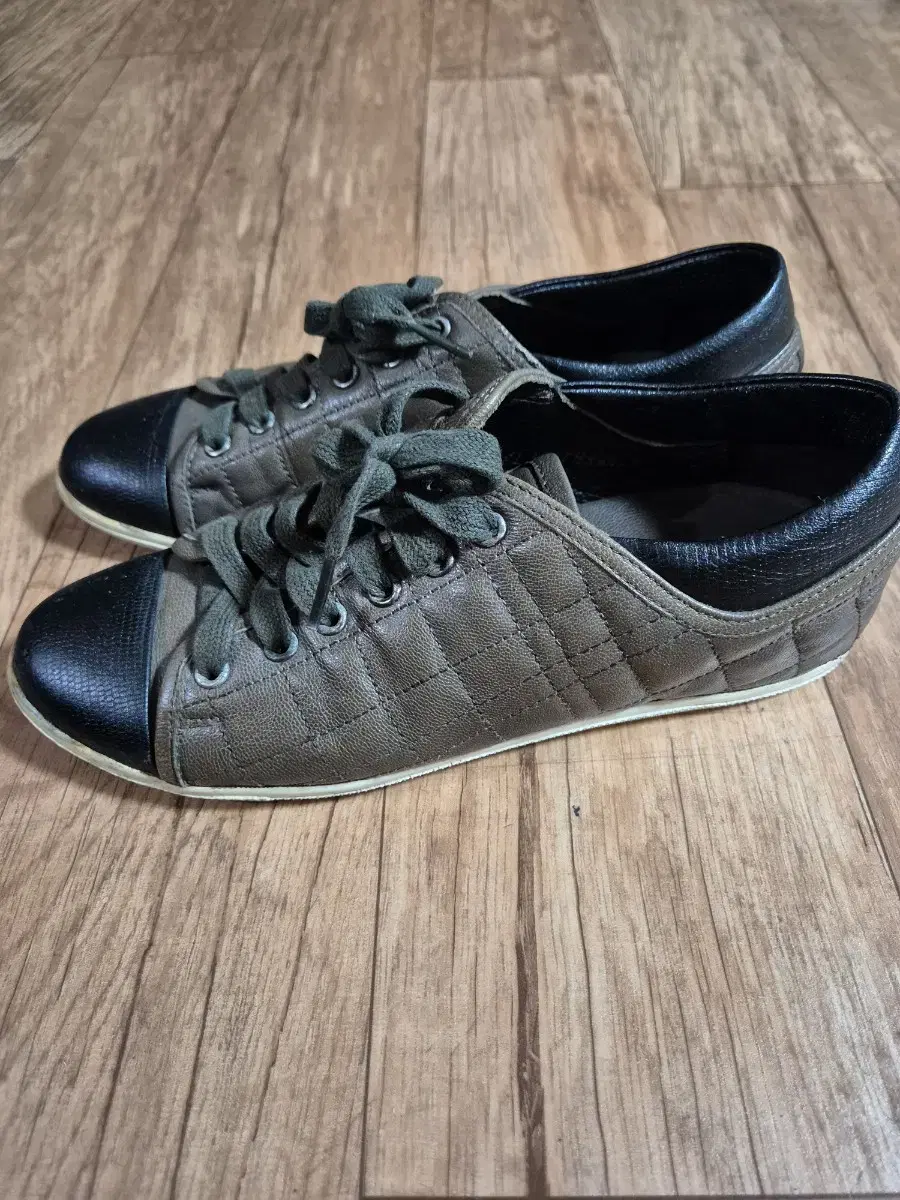 Kuho Quilted Leather Sneakers 235 Kuho Shoes Kuho Casual Shoes