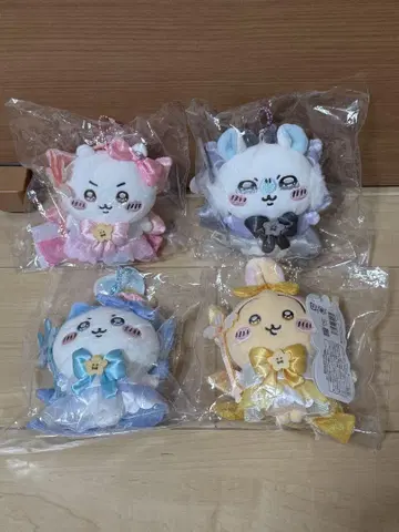 치이카와 초 매지컬 치이카와 하치와레 토끼 모몽가 마스코트 4종 세트