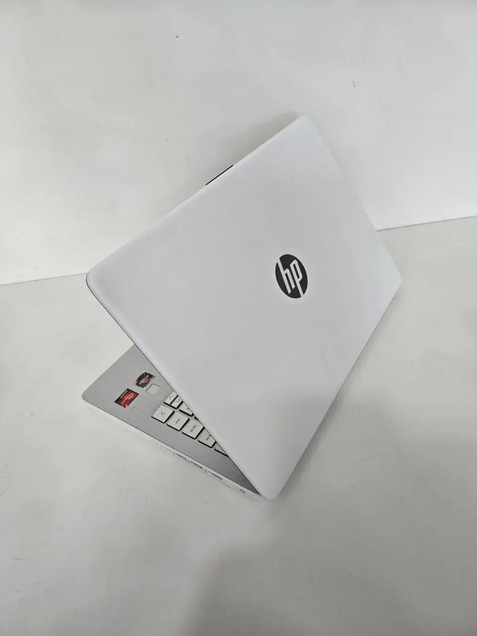 822번 HP 14인치 라이젠3 게이밍 그래픽작업용 노트북!!