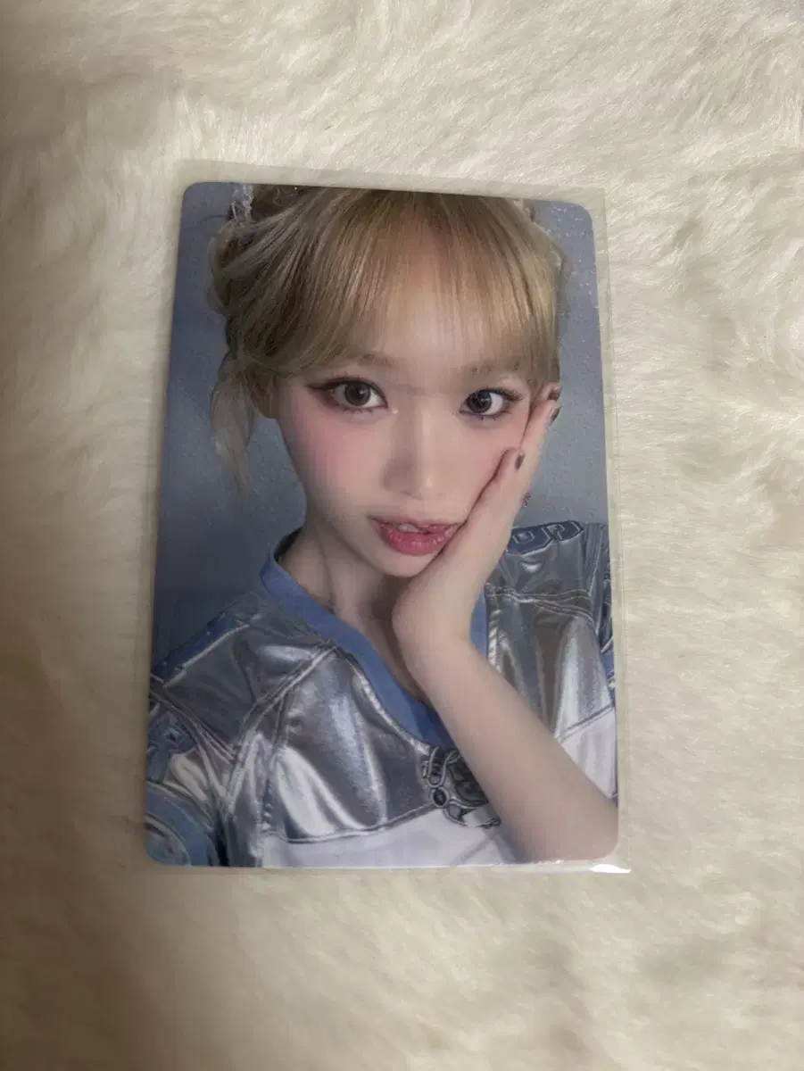 르세라핌 김채원 이즈위 이지 포카 미공포