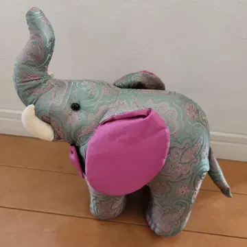 짐 톰슨 코끼리 봉제 인형 실크