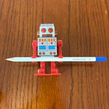 로봇 빨간색 은색 개폐식 머리 연필깎이