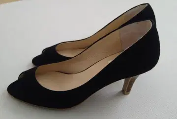 루타론 오픈토 펌프스 35 22cm