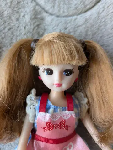 [가격 인하] 리카짱 인형 트윈 테일 에이프런 포함