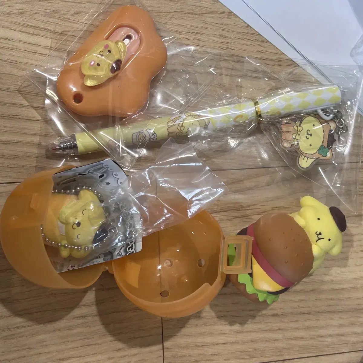 폼폼푸린 일괄