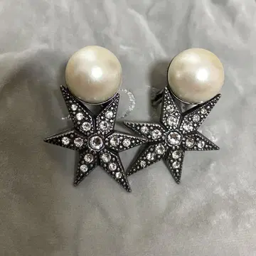 ADER bijoux 별 모양 펄 장식 귀찌 실버