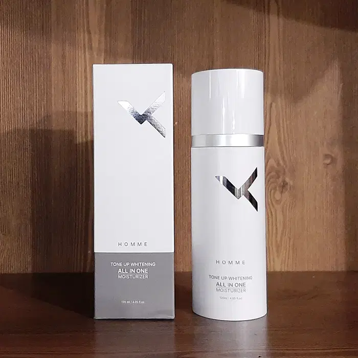 Men's Turn-Up Whitening Moisture All-in-One Men's Cosmetics New Product