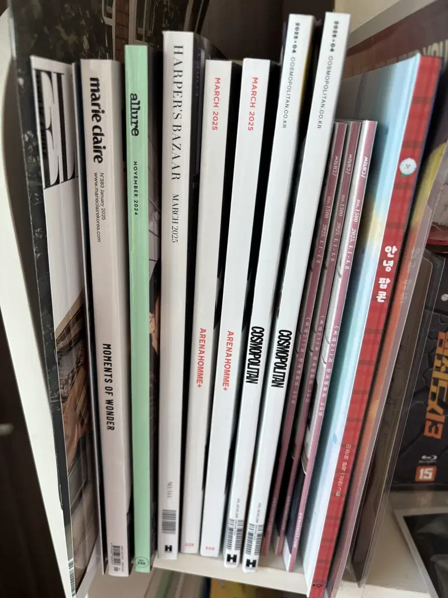 Junhyuk magazine (very good condition)