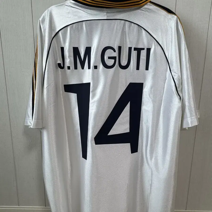 Guti ユニフォーム Real madrid CF 1999-00 Real Madrid adidas Reissue Home Shirt J.M.Guti #14