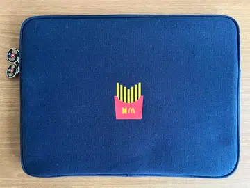 BTS 랩탑 파우치 13