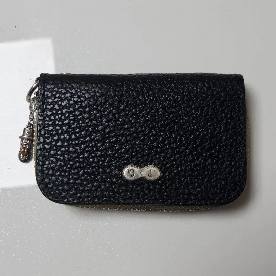 Peanuts & Co. wallet on Bunjang Global Site.