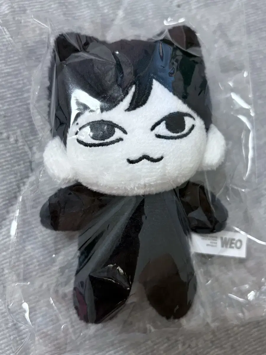 미개봉)더보이즈 주연 인형 마물쭈10cm 양도