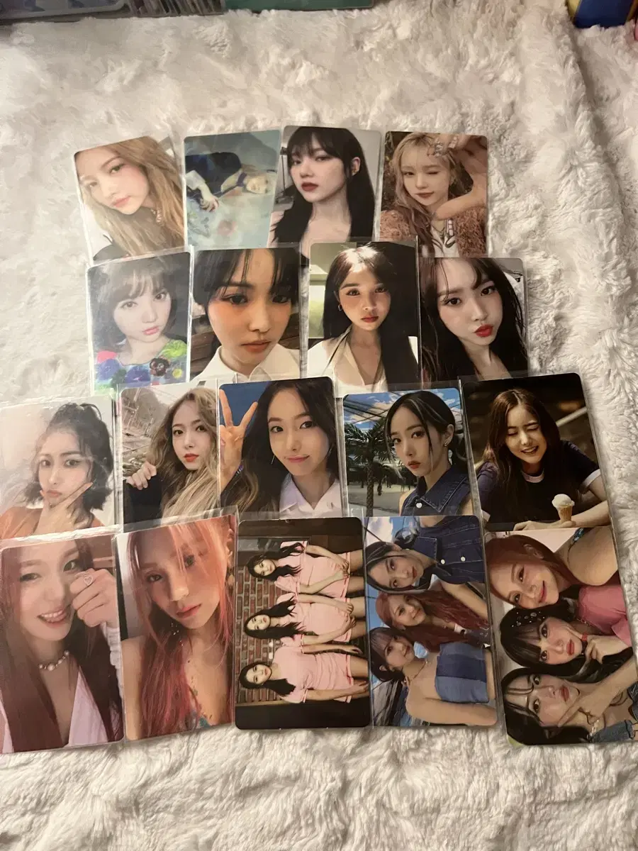 Selling Gfriend photocard bulk!