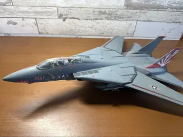 F-14 톰캣 1/72 스케일 모델
