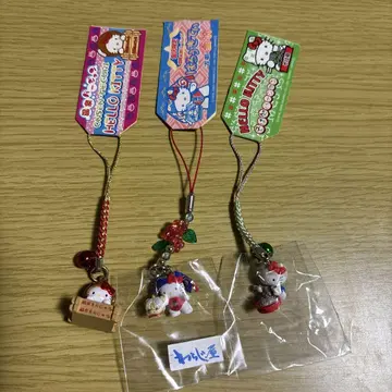 지역 특산품 키티 네츠케, 온천, 소바 가게, 가가 인형 묶음 판매