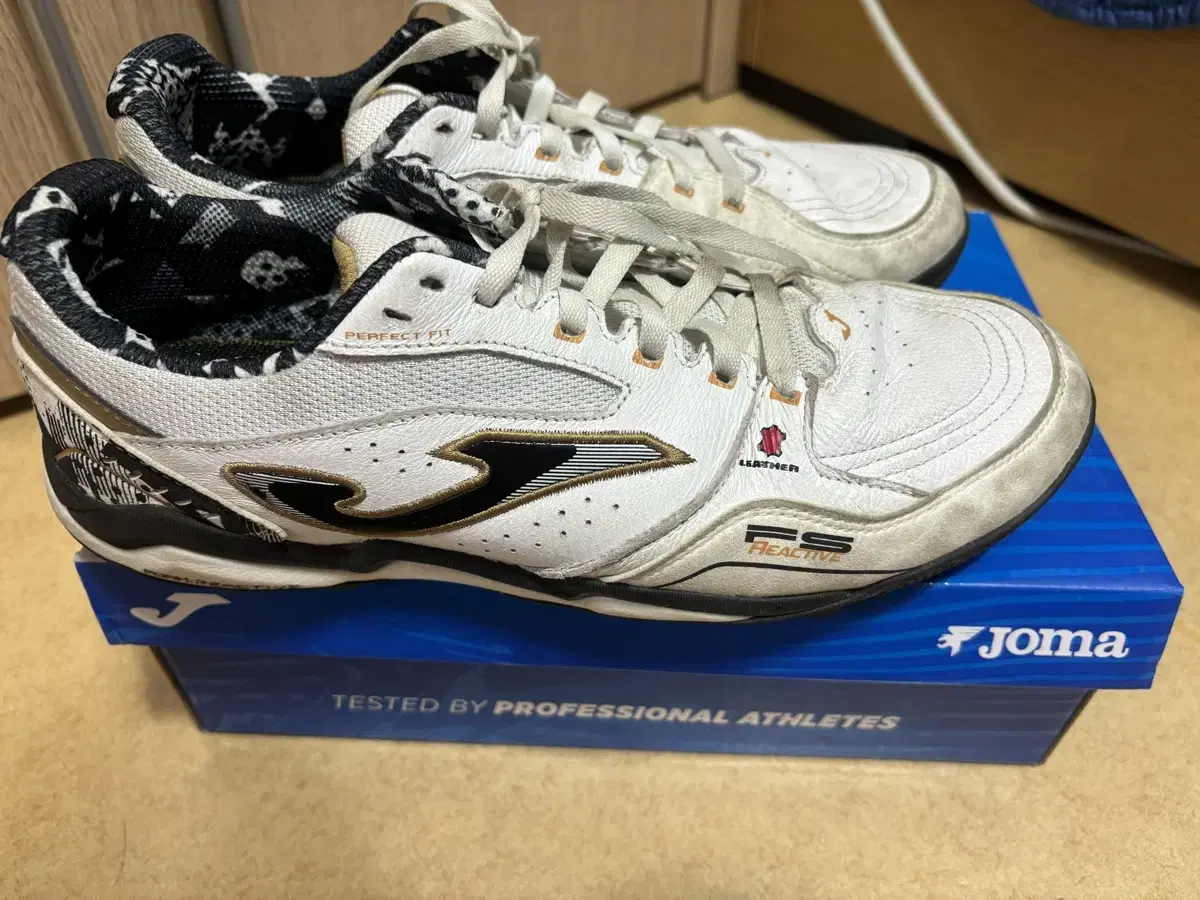 Joma Reactive 280