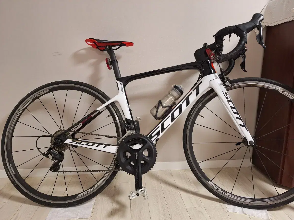 Scott Foil 30 Road Bike