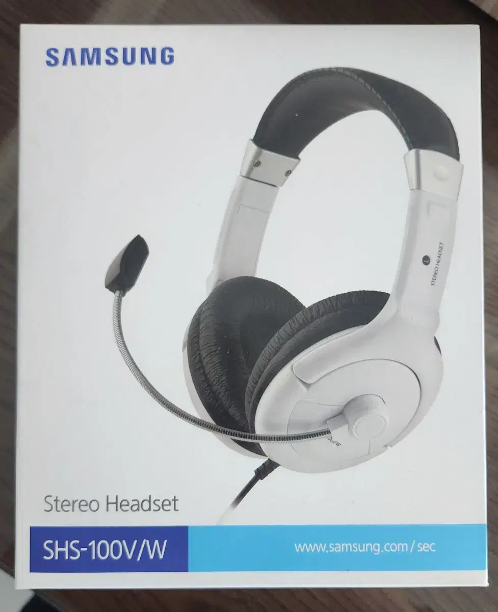 Samsung SHS-100V/W Premium Headset New