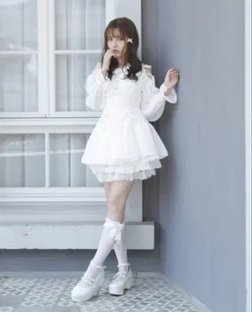LIZLISA 오프숄더 쉬폰 셋업 미사용