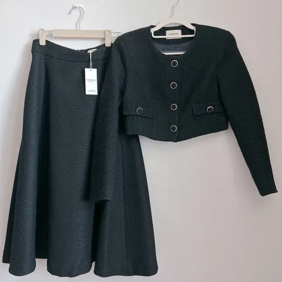 【IVANA helsinki】Marianne Crop Set Black Ivana Helsinki Marianne Skirt XS on Bunjang Global Site.
