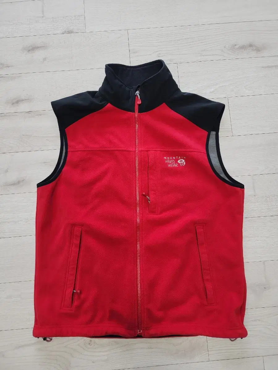 Mountain Hardwear vest