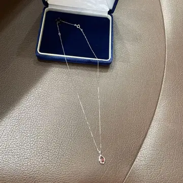 새상품급 화이트 골드 목걸이