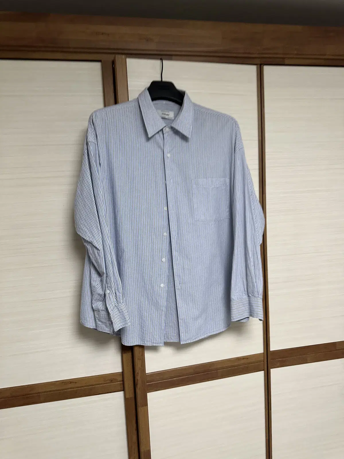 [M] Vivastudio Overfit Striped Shirt Blue