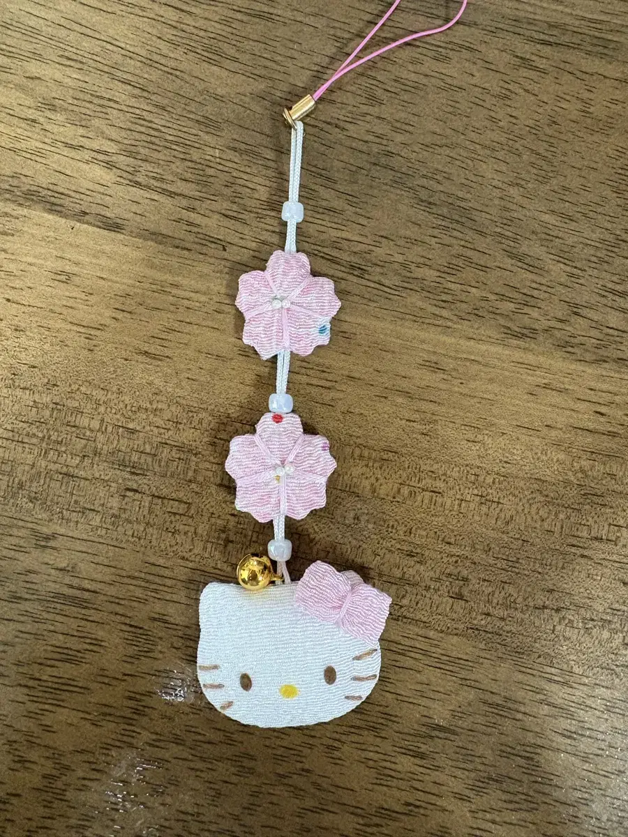 Vintage Kitty Sakura Strap